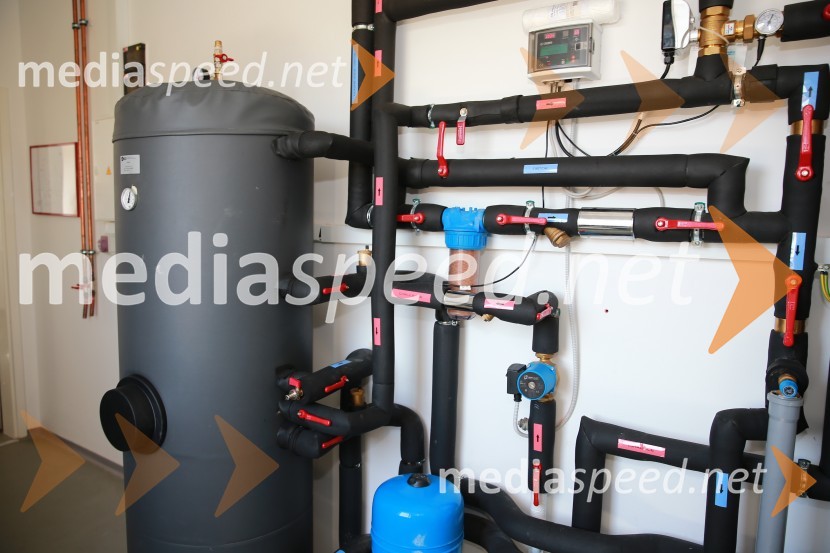 Vrtec Pekre, MOM, oporečna voda ogroža otrokeVrtec Pekre, MOM, oporečna voda ogroža otroke