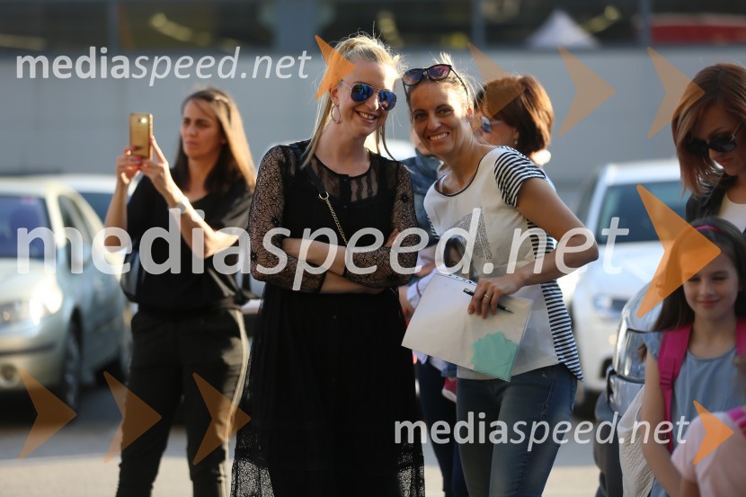 Mediaspeed V pričakovanju poletja, Stop Shop Kranj