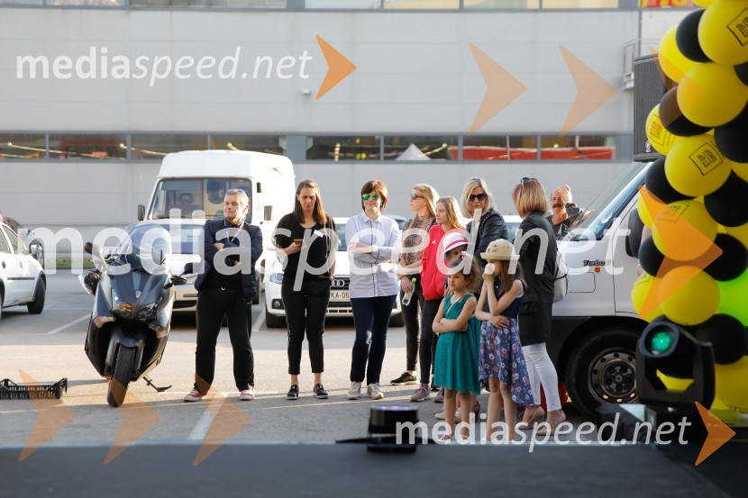 Mediaspeed V pričakovanju poletja, Stop Shop Kranj