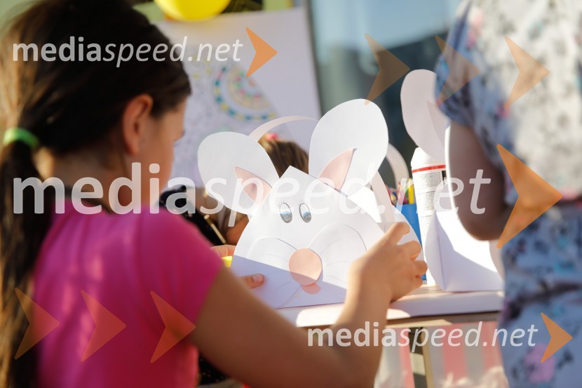 Mediaspeed V pričakovanju poletja, Stop Shop Kranj