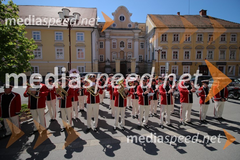 KUD PoštaDve pomladi Gostilne Maribor