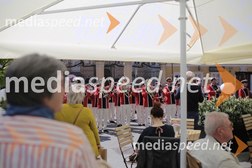 KUD PoštaDve pomladi Gostilne Maribor
