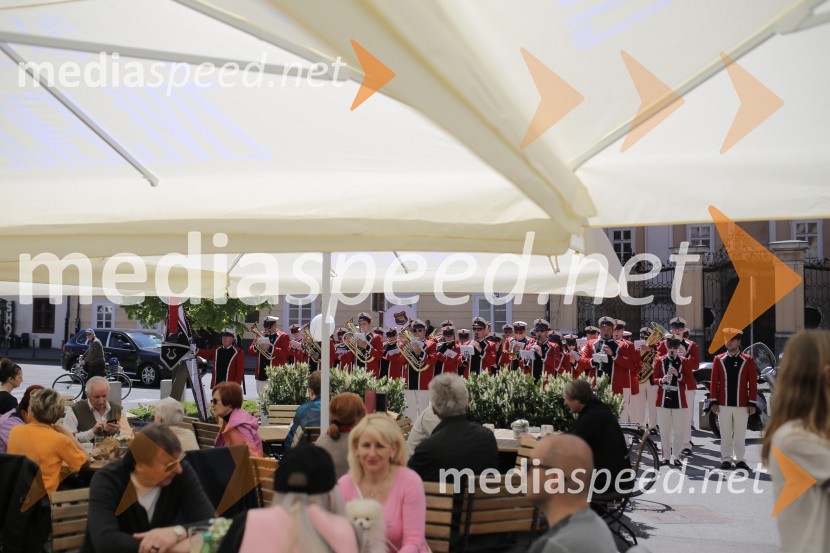 Dve pomladi Gostilne MariborDve pomladi Gostilne Maribor