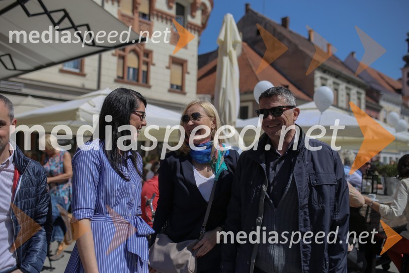  ... ;  Barbara Bratina;  Aljaž  Bratina, mestni svetnik MO MariborDve pomladi Gostilne Maribor