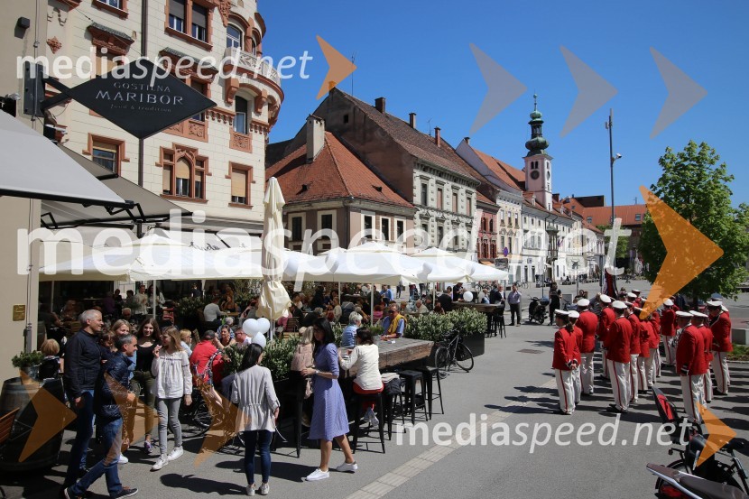 Dve pomladi Gostilne MariborDve pomladi Gostilne Maribor
