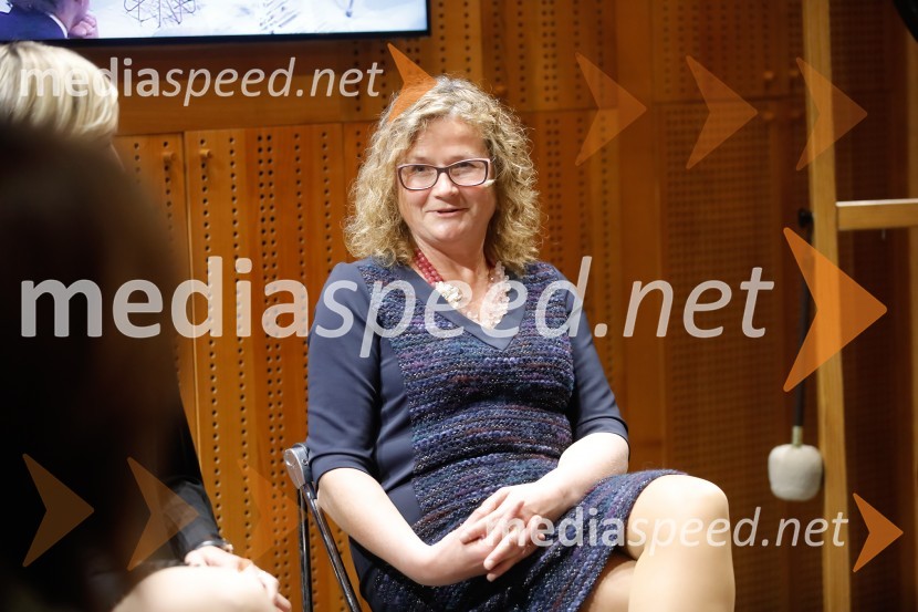 mag. Sonja Klopčič,  podjetnica, managerka in voditeljicaPredstavitev knjige Sonje Klopčič AEIOU voditeljstva