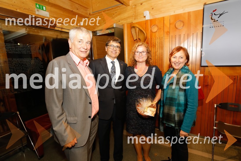  Franc Matjaž Zupančič, nekdanji državni sekretar v vladni službi za razvoj in evropsko kohezijsko politiko;  Andrej Božič, BB Consulting, d. o. o.; mag. Sonja Klopčič,  podjetnica, managerka in voditeljica;  Ksenija  Špiler Božič, BB Svetovanje d.o.o.Predstavitev knjige Sonje Klopčič AEIOU voditeljstva