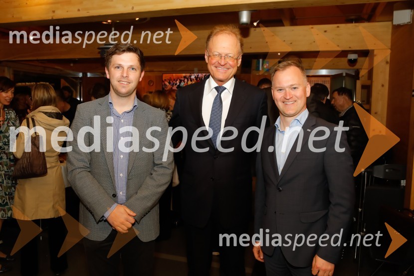  ... ;  Janez  Škrabec, direktor Riko d.o.o., predsednik Slovensko-ruskega poslovnega sveta, častni konzul Belorusije;  ... Predstavitev knjige Sonje Klopčič AEIOU voditeljstva