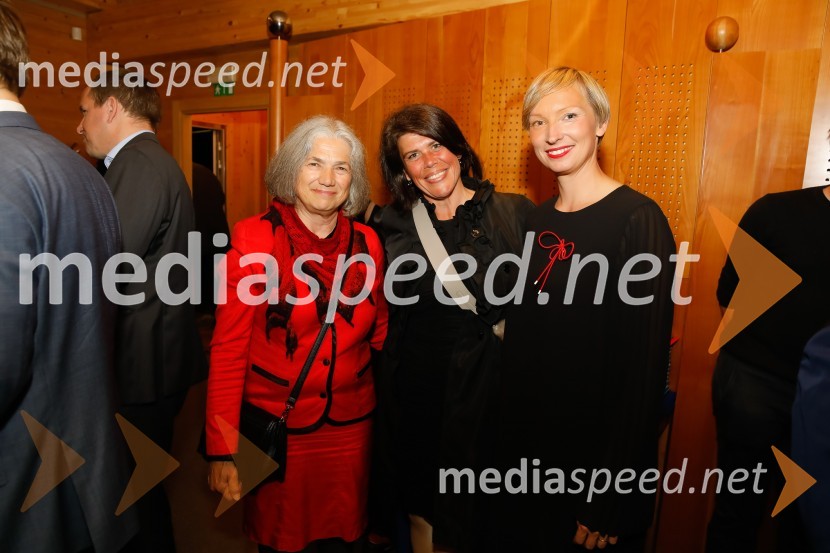 dr. Jožica Rejec, nekdanja direktorica Domel d.o.o., Železniki;  ... ;  Ina Kukovič Borovnik, ustanoviteljica BELAVODA d.o.o.Predstavitev knjige Sonje Klopčič AEIOU voditeljstva