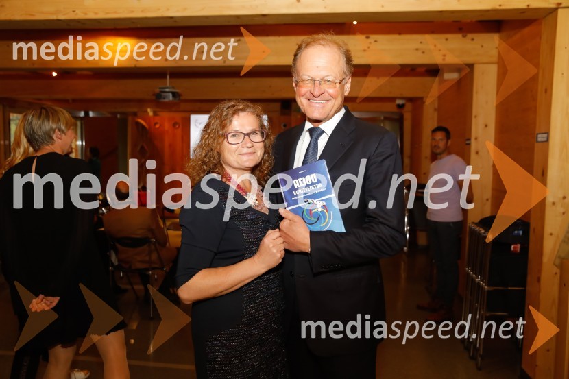 mag. Sonja Klopčič,  podjetnica, managerka in voditeljica;  Janez  Škrabec, direktor Riko d.o.o., predsednik Slovensko-ruskega poslovnega sveta, častni konzul BelorusijePredstavitev knjige Sonje Klopčič AEIOU voditeljstva