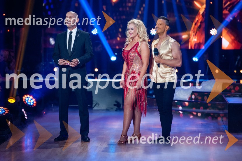  Peter Poles, televizijski voditelj;  Špela Grošelj, pevka;  Miha Perat, plesalecZvezde plešejo 2019, osma oddaja