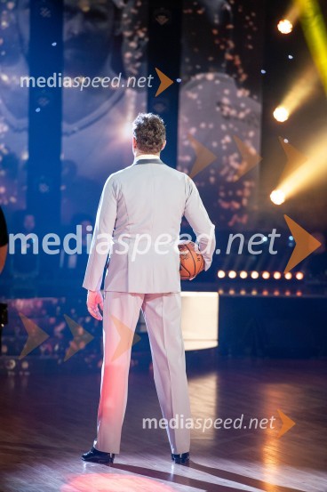  Miha Zupan, košarkarZvezde plešejo 2019, osma oddaja