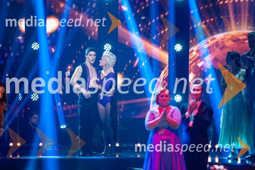  Franko Bajc, zmagovalec resničnostnega šova Kmetija 2018;  Svetlana Cigoj, model, trenerka športnih plesovZvezde plešejo 2019, osma oddaja