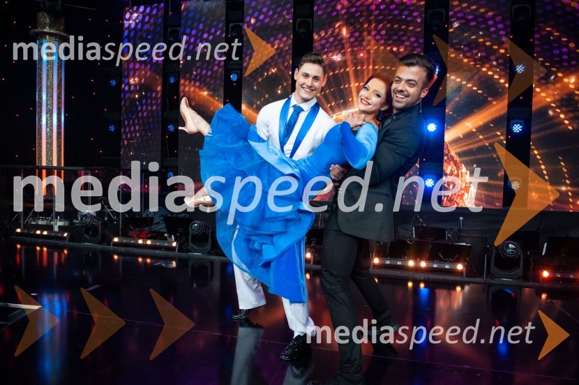  Arnej Ivkovič, plesalec;  Tanja Žagar, pevka;  ... Zvezde plešejo 2019, osma oddaja