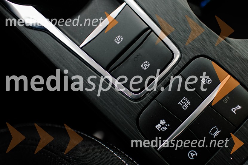 Ford Focus 1.5 EcoBlue 88 kW AT Titanium BusinessFord Focus 1.5 EcoBlue 88 kW AT Titanium Business, mediaspeed test