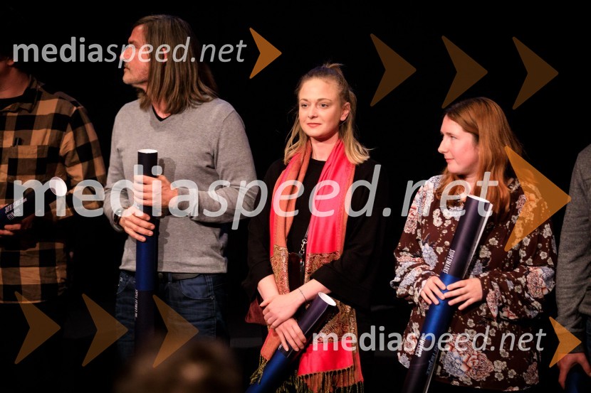  Aleš Pirec, lučkar;  Anja Bratina, asistentka produkcije;  Špela Dovč, asistentka montažePremiera slovenskega filma Stoletje sanj