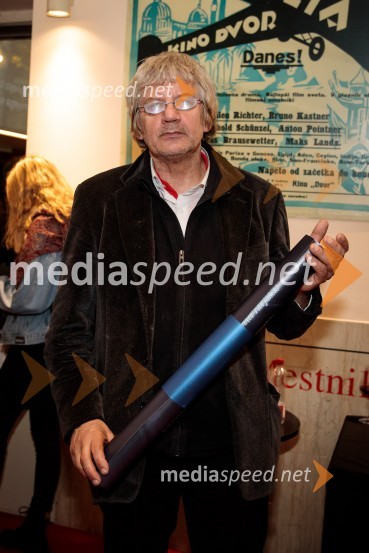  Edo Marinček, scenaristPremiera slovenskega filma Stoletje sanj