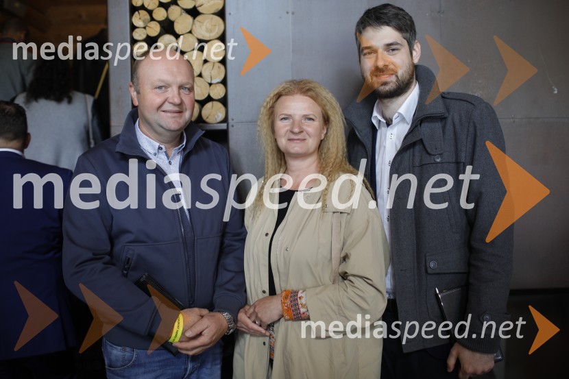  Robert Grabar, gostilna Grabar;  Alenka Grabar, gostilna Grabar;  Gašper Kačičnik, gostilna GrabarThe Slovenia Restaurant Awards 2019 by Diners Club