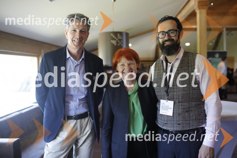  Marjan Cukrov, Ministrstvo za kmetijstvo, gozdarstvo in prehrano;  Jana Jenko, uradnica in političarka;  Niko Slavnič, direktor projekta TSRA, Everet Group d.o.o.The Slovenia Restaurant Awards 2019 by Diners Club