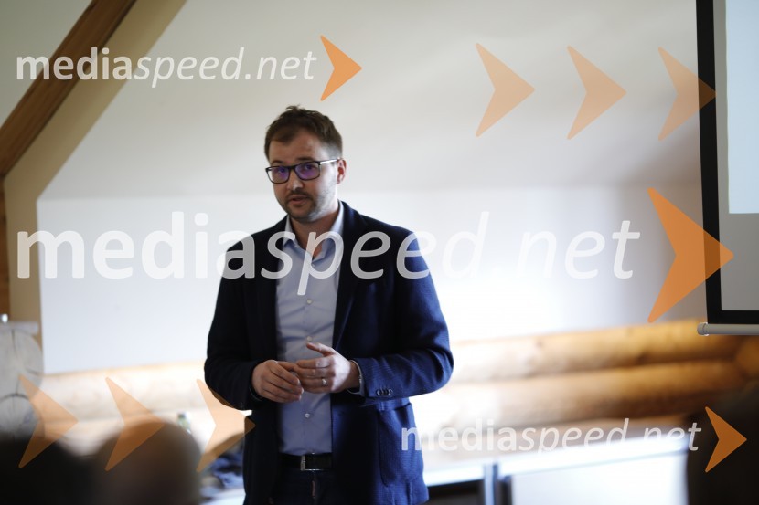  Gašper Puhan, direktor Geolux in Galerija OkusovThe Slovenia Restaurant Awards 2019 by Diners Club