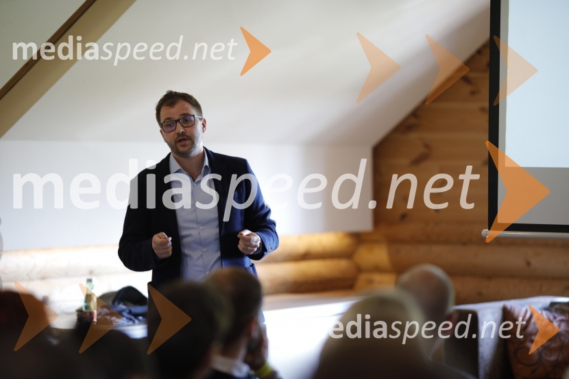  Gašper Puhan, direktor Geolux in Galerija OkusovThe Slovenia Restaurant Awards 2019 by Diners Club