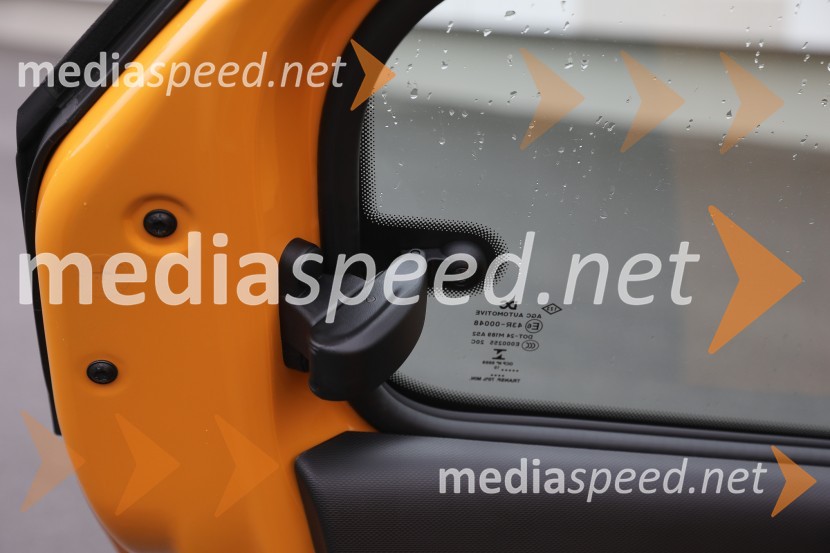 Renault TwingoRenault Twingo, slovenska predstavitev