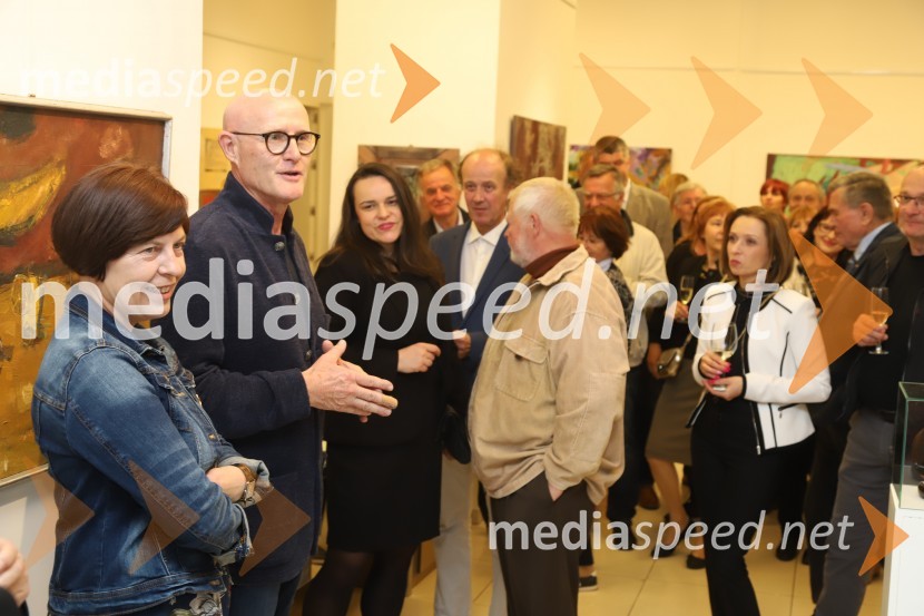  Bojana Šarkanj, lastnica Galerije Hest;  Emil Šarkanj, lastnik Galerije Hest, nekdanji predsednik Rotary kluba MariborGalerija Hest, 30 let delovanja