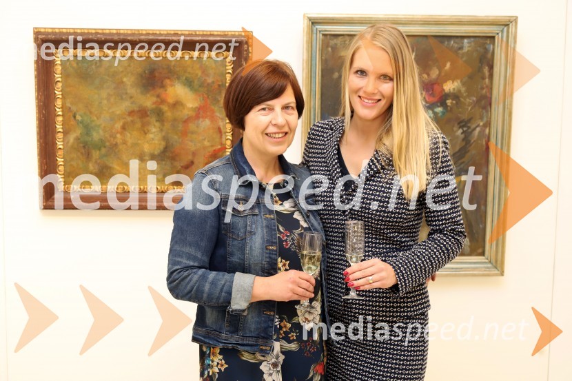  Bojana Šarkanj, lastnica Galerije Hest;  Tajda Šarkanj, lastnica spletne trgovine PerlaGalerija Hest, 30 let delovanja