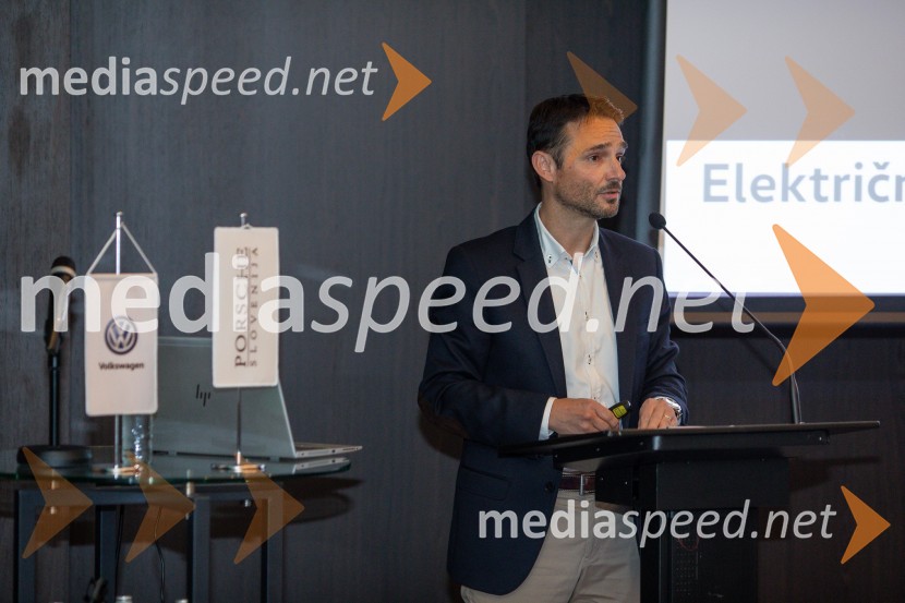  Danilo Ferjančič, generalni direktor Porsche Slovenija d.o.oTiskovna konferenca o električni prihodnosti znamke Volkswagen