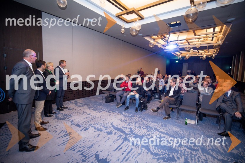 Tiskovna konferenca o električni prihodnosti znamke VolkswagenTiskovna konferenca o električni prihodnosti znamke Volkswagen