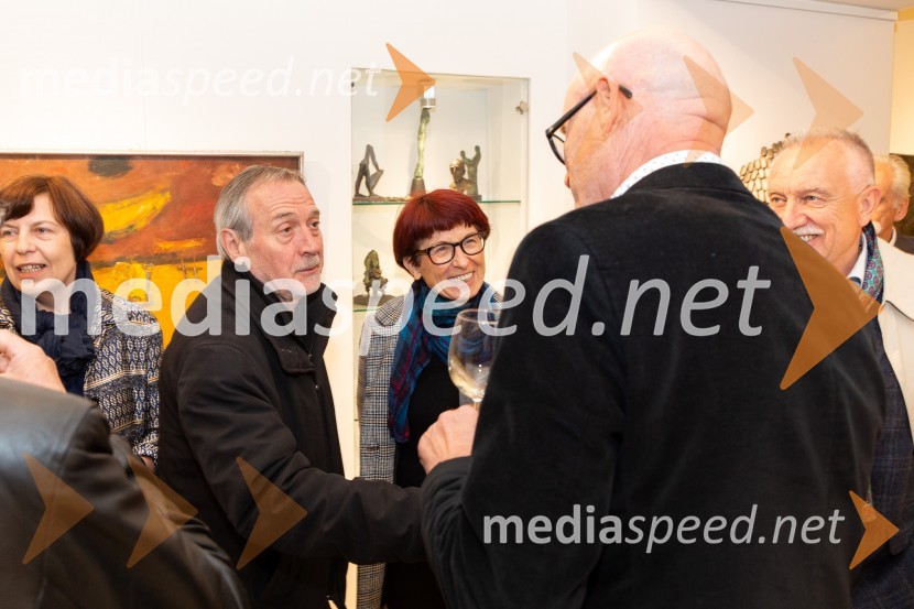  Bojana Šarkanj, lastnica Galerije Hest;  Žarko Vrezec;  ... ;  Emil Šarkanj, lastnik Galerije Hest, nekdanji predsednik Rotary kluba MariborGalerija Hest, 30 let delovanja tudi v Ljubljani