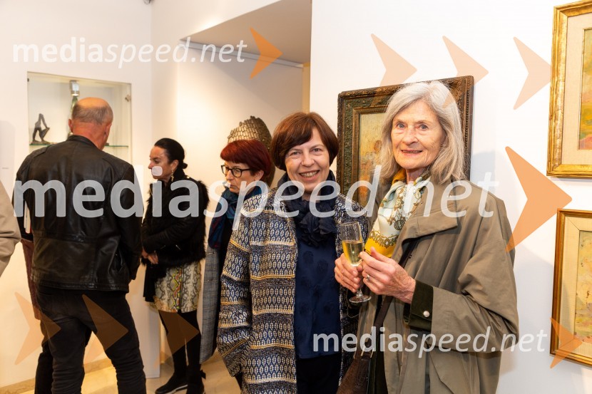  Bojana Šarkanj, lastnica Galerije Hest; dr. Jasna Kralj Pavlovec, arhitektka razstaveGalerija Hest, 30 let delovanja tudi v Ljubljani