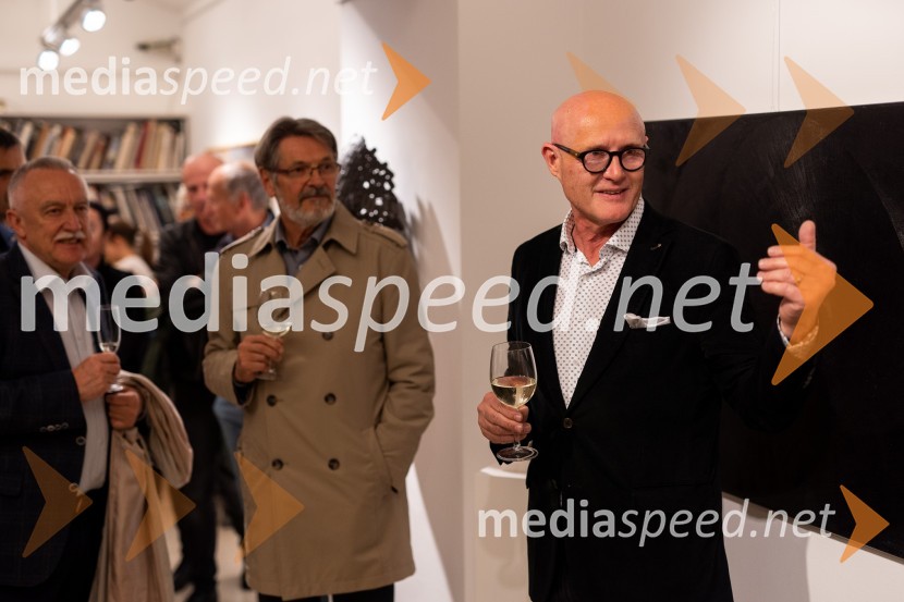  Pavao Hajdinjak; dr.  Ferdinand Šerbelj, muzejski svetnik;  Emil Šarkanj, lastnik Galerije Hest, nekdanji predsednik Rotary kluba MariborGalerija Hest, 30 let delovanja tudi v Ljubljani