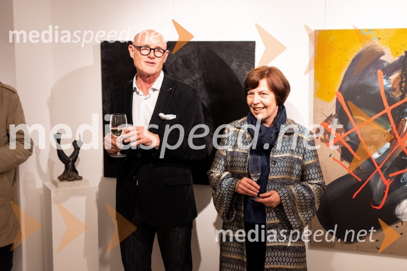  Emil Šarkanj, lastnik Galerije Hest, nekdanji predsednik Rotary kluba Maribor;  Bojana Šarkanj, lastnica Galerije HestGalerija Hest, 30 let delovanja tudi v Ljubljani