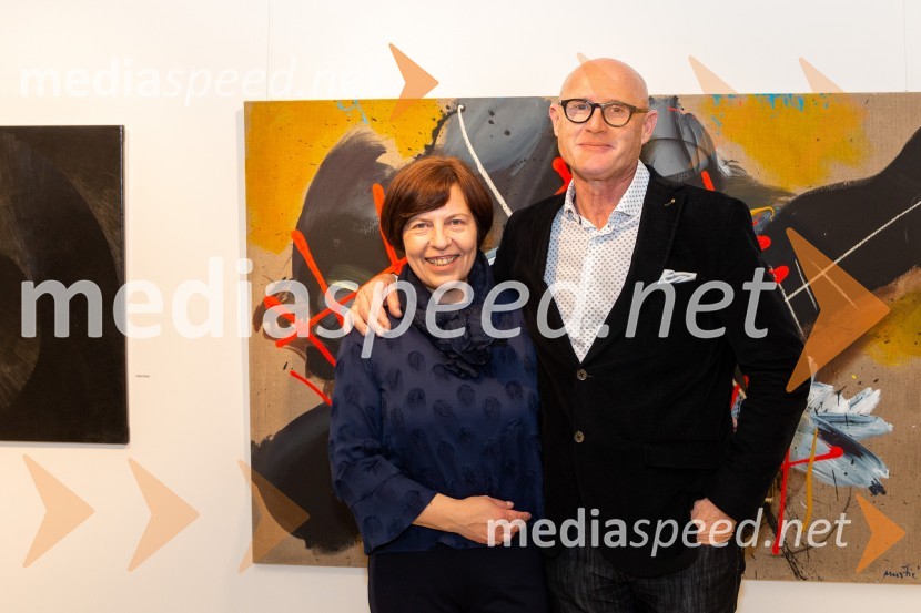  Bojana Šarkanj, lastnica Galerije Hest;  Emil Šarkanj, lastnik Galerije Hest, nekdanji predsednik Rotary kluba MariborGalerija Hest, 30 let delovanja tudi v Ljubljani