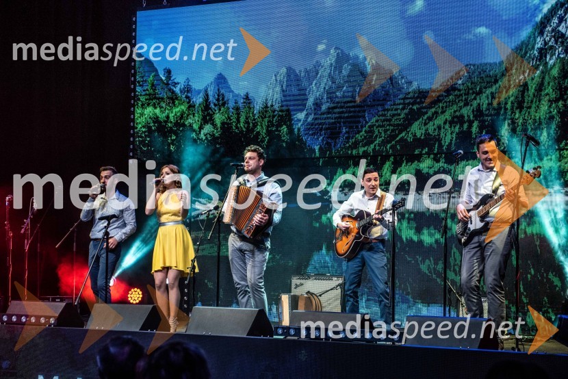  Matija Del Negro, ansambel Mladika;  Maruša Kozman, ansambel Mladika;  Gregor Kolar, ansambel Mladika;  Marko Prašnikar, ansambel Mladika;  Franci Štrajhar, ansambel MladikaVolkswagen Špila, finalni koncert