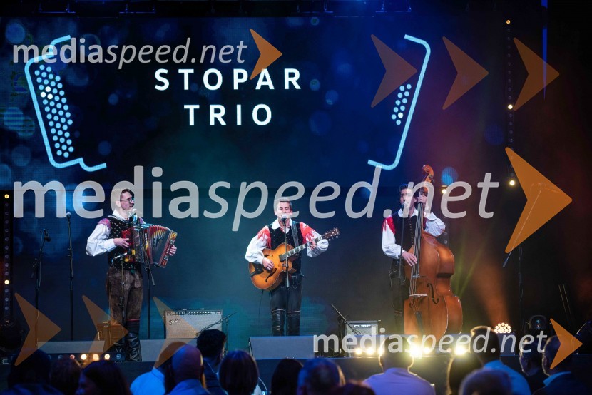  Klemen Stopar, Stopar trio;  Blaž Stopar, Stopar trio;  Rok Stopar, Stopar trioVolkswagen Špila, finalni koncert