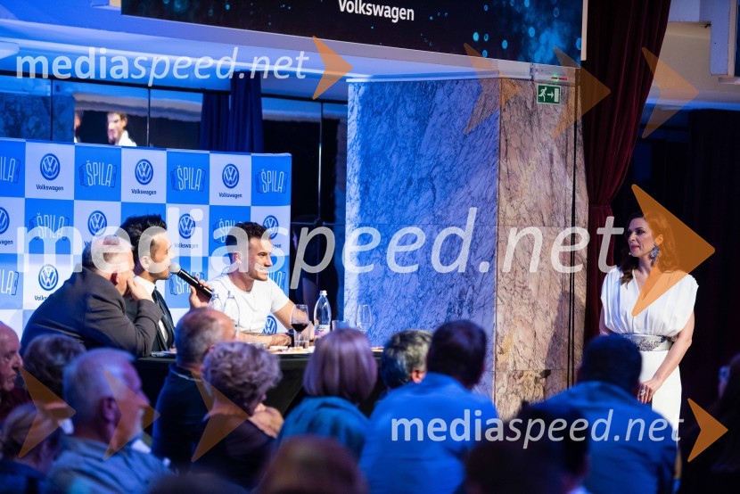  Primož Grašič, glasbenik;  Aleš Vovk - Raay, glasbenik, duo Maraaya;  Anže  Zavrl, skupina Gadi;  Rebeka Dremelj, pevkaVolkswagen Špila, finalni koncert