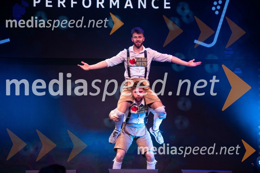  Tim Nuč, Flipping Art;  Luka  Avguštin, Flipping ArtVolkswagen Špila, finalni koncert