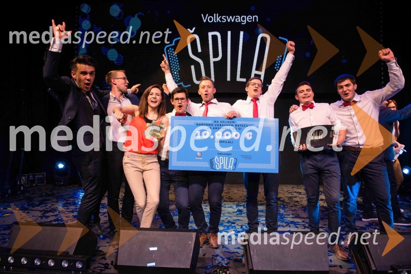  Aleš Vovk - Raay, glasbenik, duo Maraaya;  Marko Jenko, ansambel Kerlci;  Manca Kavčič Zupan, ansambel Kerlci;  Matej Zupan, ansambel Kerlci;  Grega Čepon, ansambel Kerlci;  Matija Škrlep, ansambel Kerlci;  David Ravnikar, ansambel Kerlci;  Tomaž Škrlep, ansambel KerlciVolkswagen Špila, finalni koncert