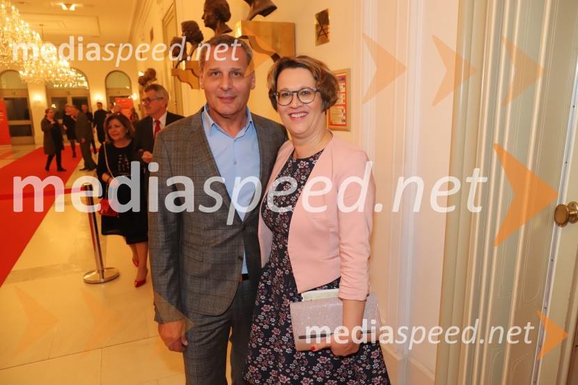  Danilo Rošker, direktor SNG Maribor;  Lidija Divjak Mirnik, poslanka DZ Republike SlovenijeFaust, premiera opere SNG Maribor