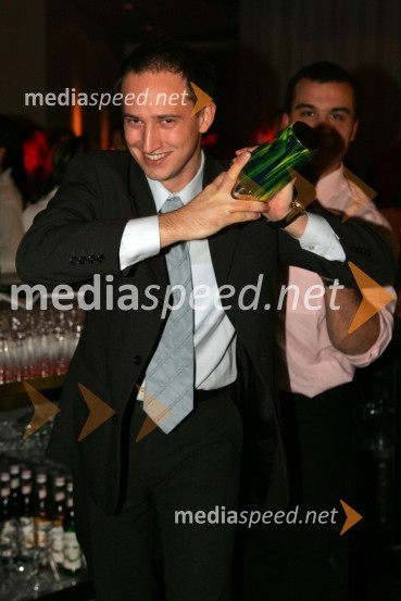 Barman Domen KrušnikOtvoritev lokalov Samsara, Kolosej Maribor