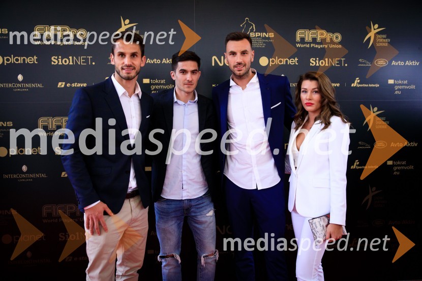  Saša  Ivković, nogometaš, NK Maribor;  ... ;  Amir Dervišević, nogometaš, NK Maribor;  ... Najboljši nogometaš Rudi Požeg Vancaš, najboljši trener Ante Simundža