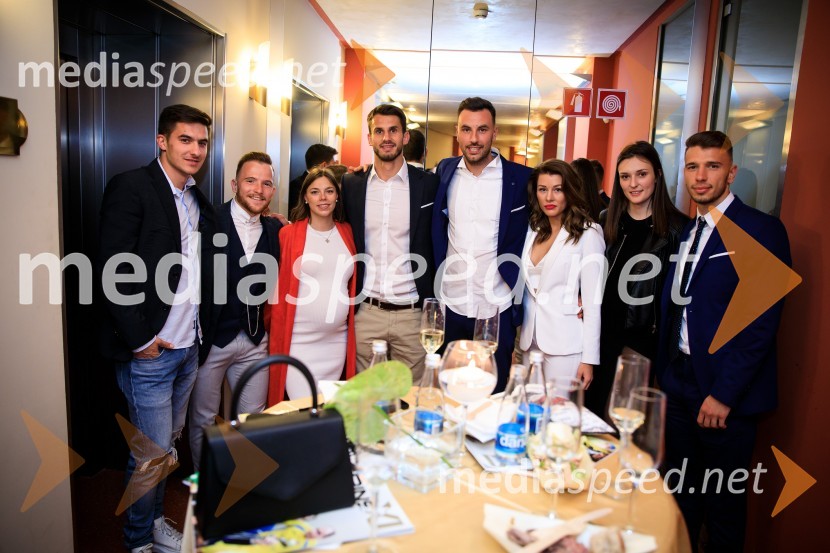  ... ;  Dino Hotić, nogometaš, NK Maribor;  Saša  Ivković, nogometaš, NK Maribor;  ... ;  Amir Dervišević, nogometaš, NK Maribor;  ... ;  ... ;  Jan Mlakar, nogometaš, NK MariborNajboljši nogometaš Rudi Požeg Vancaš, najboljši trener Ante Simundža