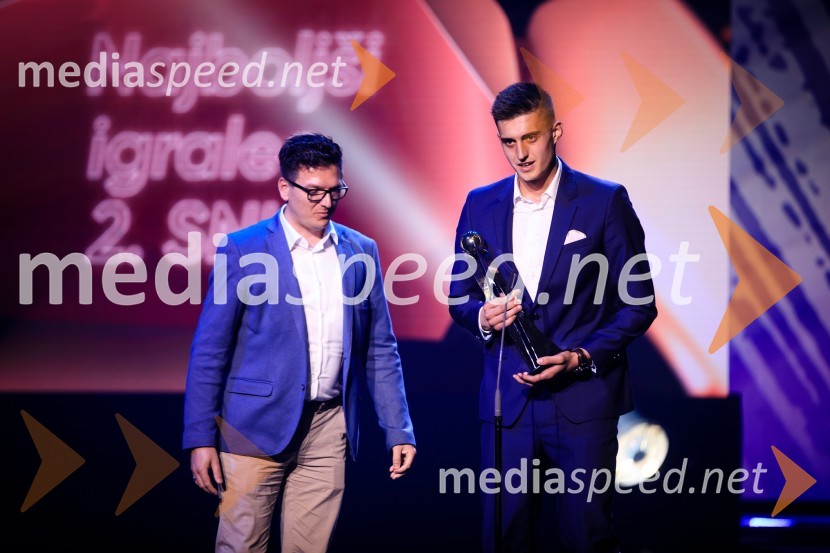  Seni  Catić, Avto Aktiv;  Anel Hajrić, nogometaš, NK RadomljeNajboljši nogometaš Rudi Požeg Vancaš, najboljši trener Ante Simundža