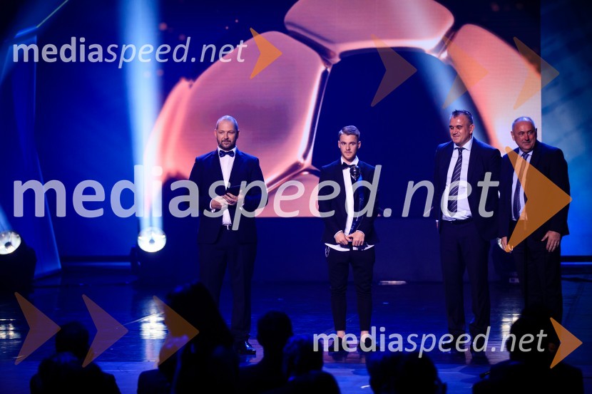  Dani Bavec, voditelj, igralec, športni komentator;  Rudi Požeg Vancaš, nogometaš, NK Celje;  Dejan Stefanović, predsednik sindikata SPINS;  Radenko Mijatović, predsednik Nogometne zveze SlovenijeNajboljši nogometaš Rudi Požeg Vancaš, najboljši trener Ante Simundža