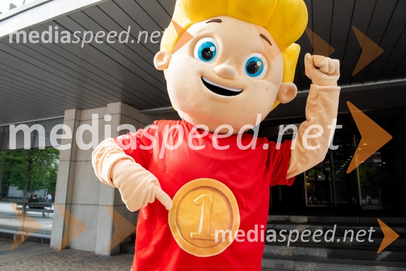 Sprejem odbojkaric klub NKBM BranikSprejem odbojkaric klub Nova KBM Branik