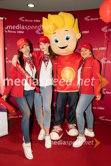 Sprejem odbojkaric klub Nova KBM Branik