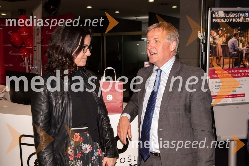  ... ;  Jon Locke, član uprave NKBMSprejem odbojkaric klub Nova KBM Branik