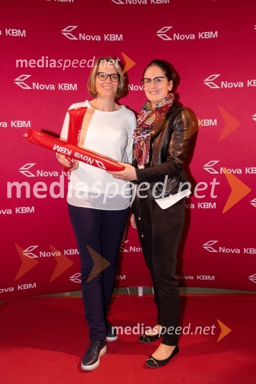 Sprejem odbojkaric klub Nova KBM Branik